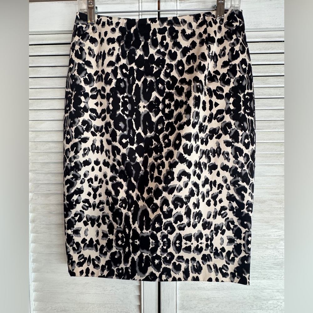 Animal print lined pencil skirt